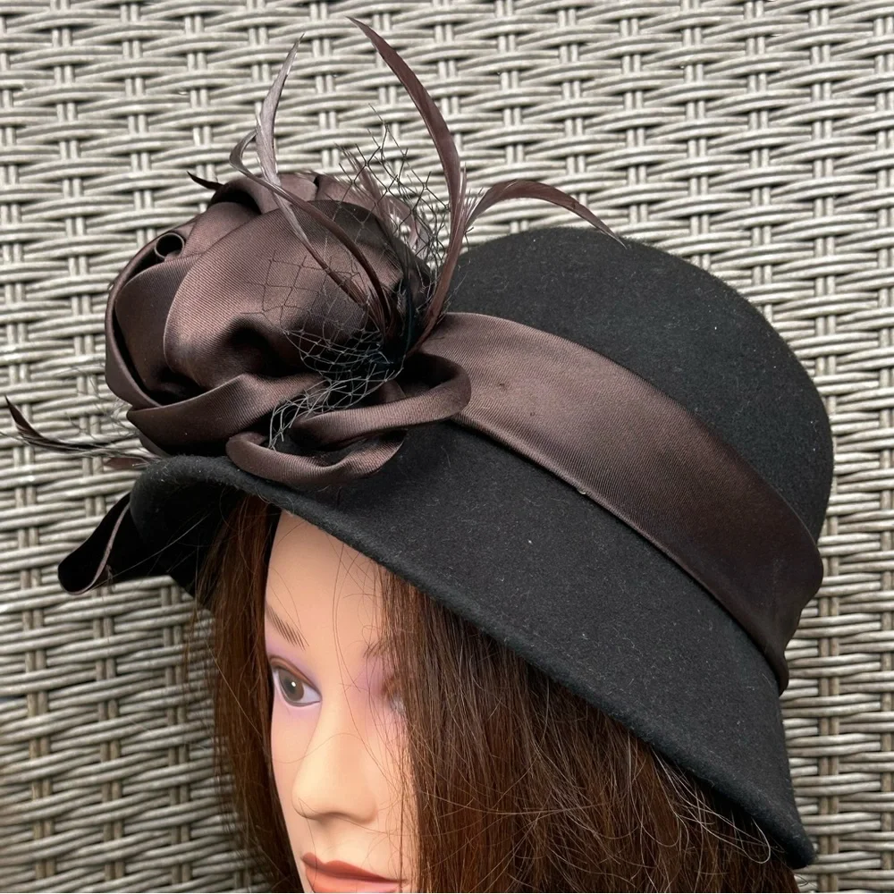 100% WOOL FELT Cloche Hat with Brown Satin Rose and Feather Detail Pretty Easter - Picture 6 of 13